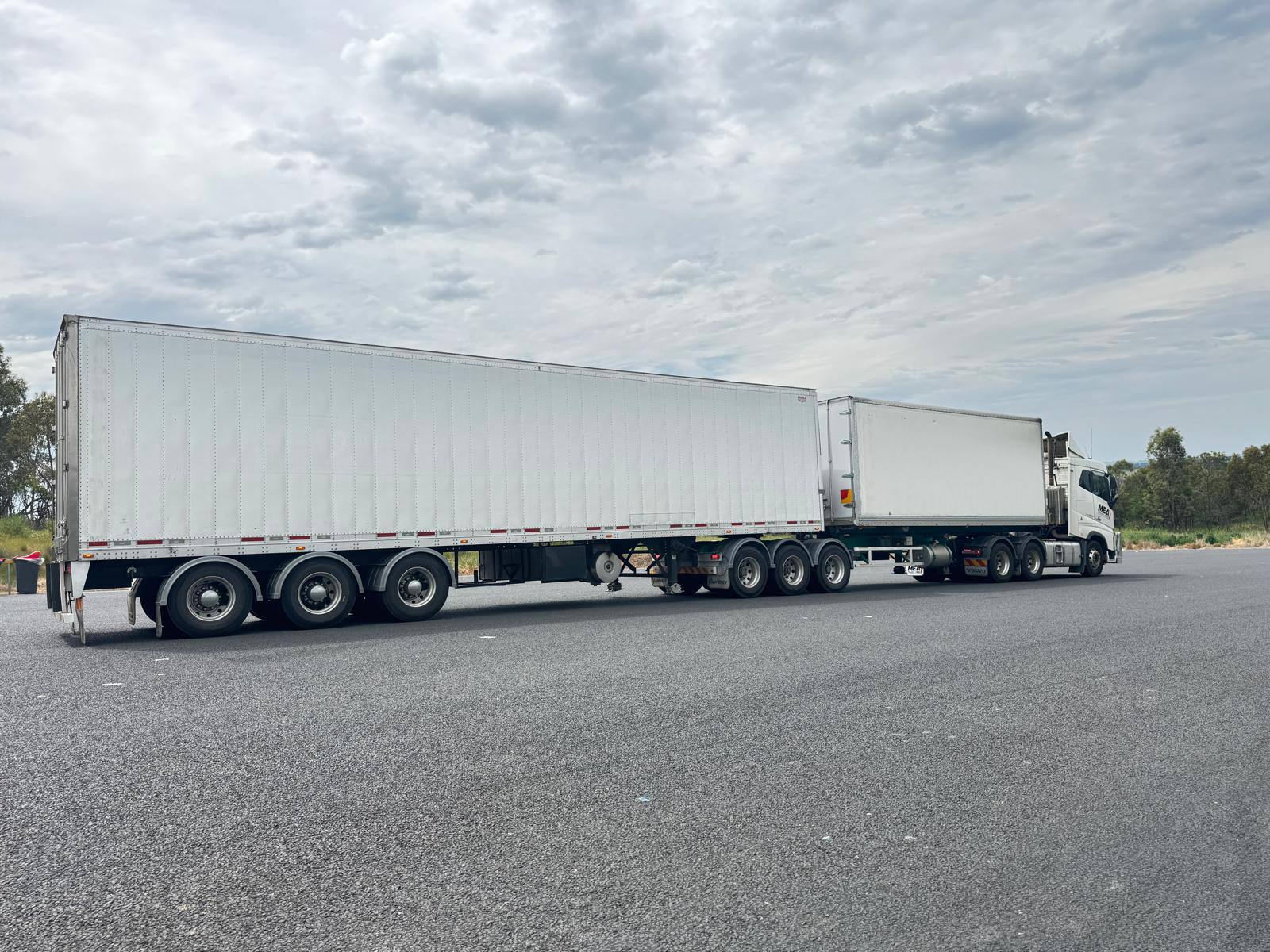 Curtainsider
